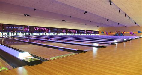 Bowling amf - AMF ten pin bowling centres offer food, entertainment, parties and functions at a bowling alley near you. Book online now! Corporate functions for team building have a bad rap, but turning that around is one challenge AMF Bowling is …